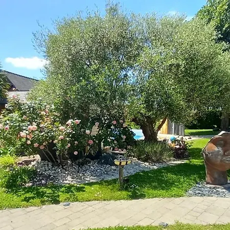 Les Portes De L'olivier Apartment *